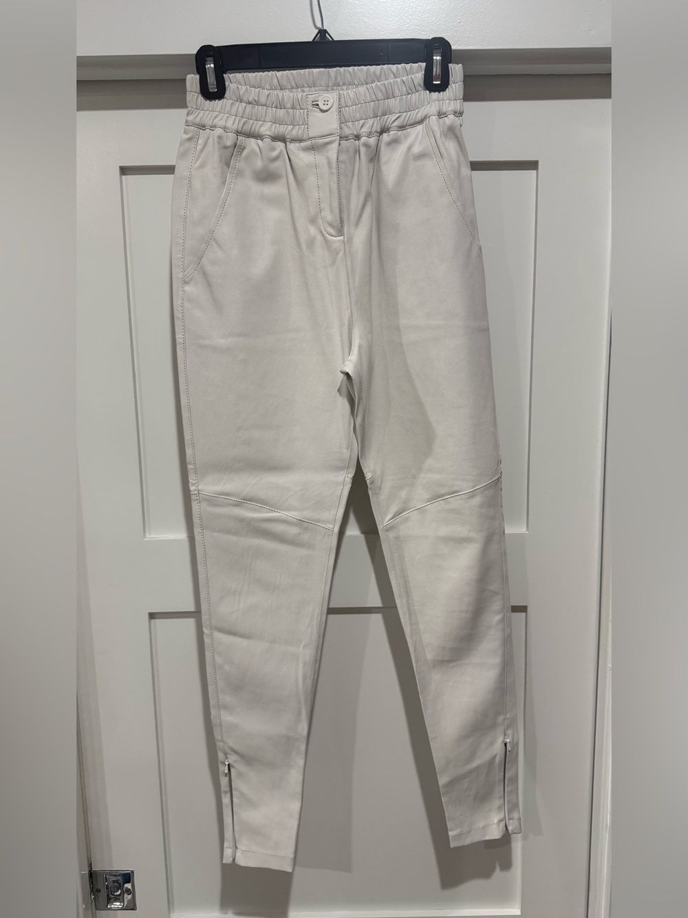 DEA THE LABEL Leather Skinny Ankle Pants.  Size 6